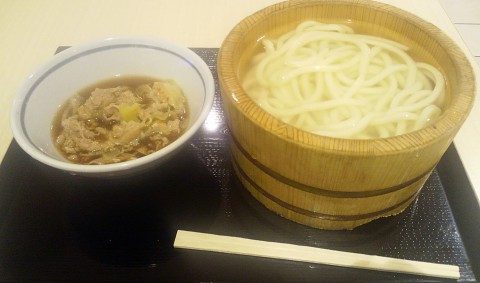 丸亀製麺毎月1日半額の肉汁セット